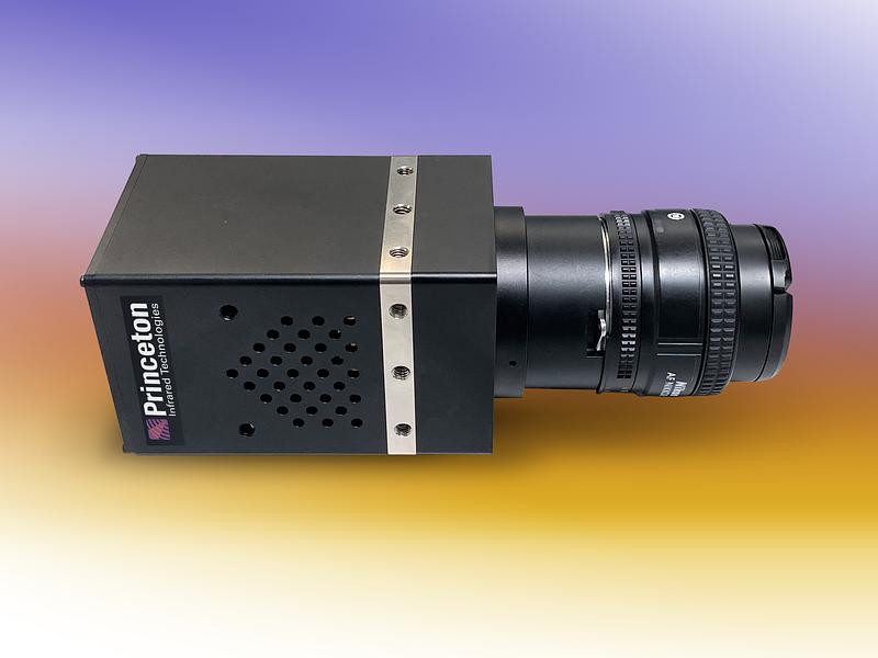 BPCam - SWIR Camera for Laser Beam Profiling Side View